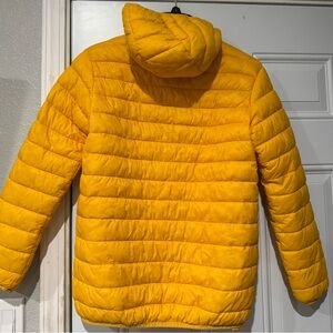 Yellow puffer Jacket for young boys.